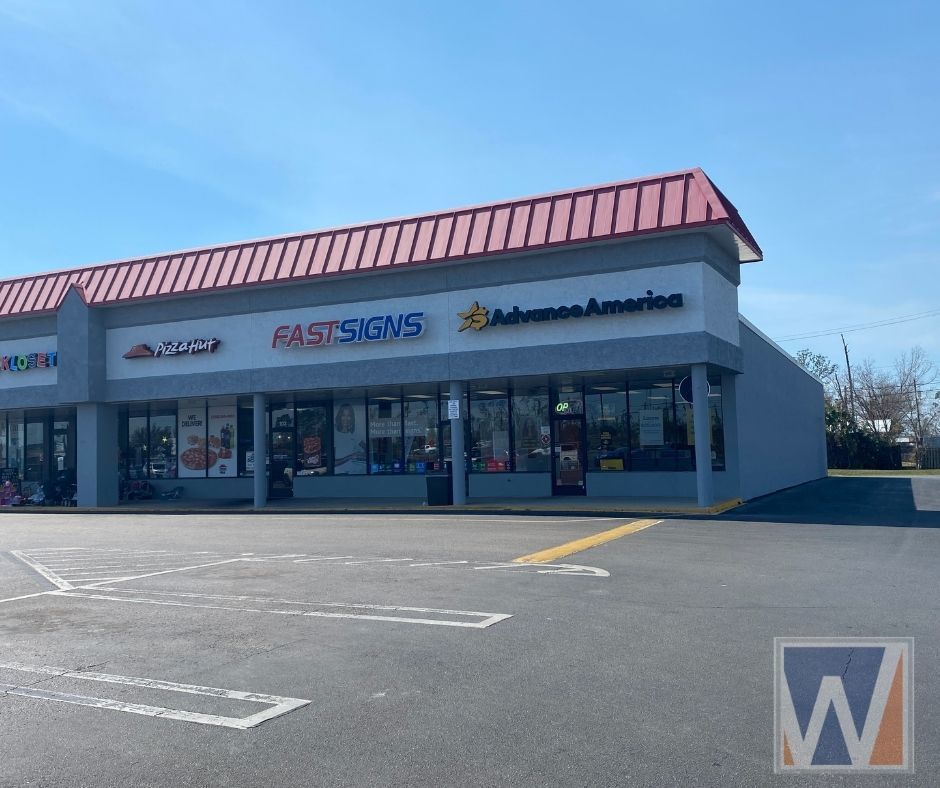 1812 W Hwy 77
